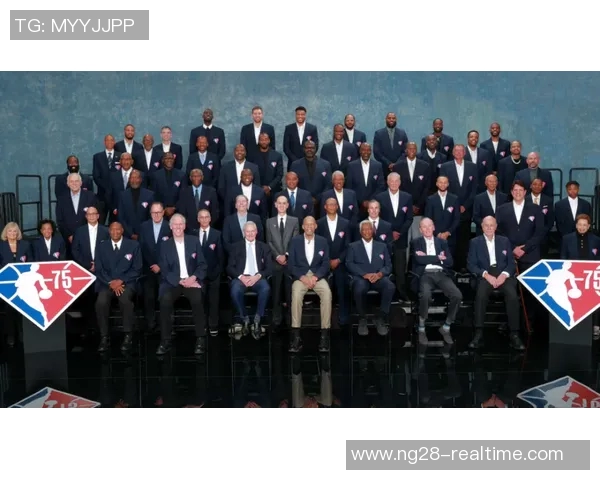 姚明球迷深情送别传奇巨星感谢岁月留给我们的篮球记忆