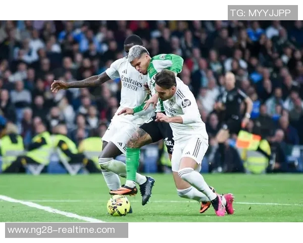 西甲激战：莱比锡与皇马战成平局十大精彩进球回顾引发全场热议