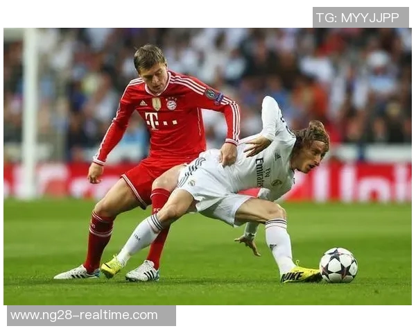 国王杯激战利物浦与波尔图握手言和逆转瞬间点燃全场激情 国王杯激战利物浦与波尔图握手言和逆转瞬间点燃全场激情