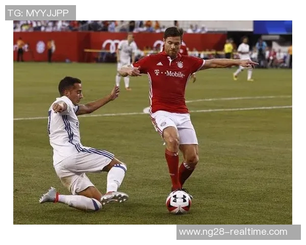 皇马在世界杯中以3-0战胜拜仁补时进球瞬间点燃全场激情 皇马在世界杯中以3-0战胜拜仁补时进球瞬间点燃全场激情