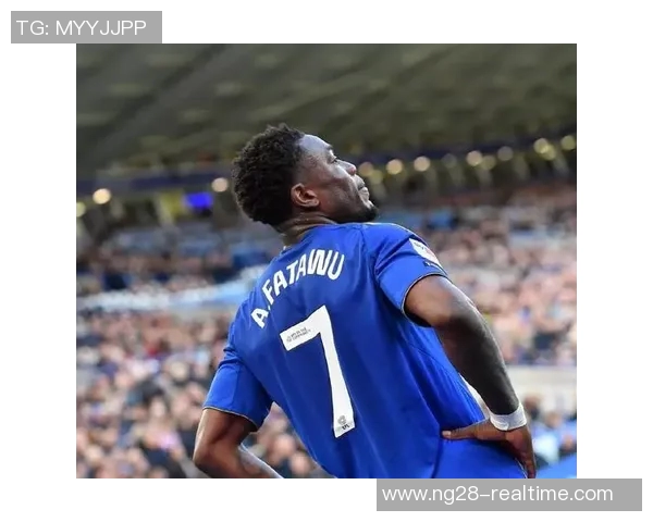 足总杯精彩对决那不勒斯与莱比锡战成平局神扑瞬间引发热议与转会传闻