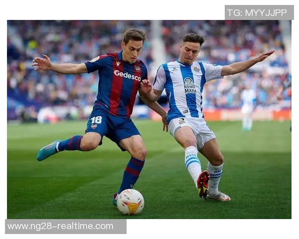 AC米兰大胜拜仁5-0引发争议判罚全场沸腾的友谊赛回顾